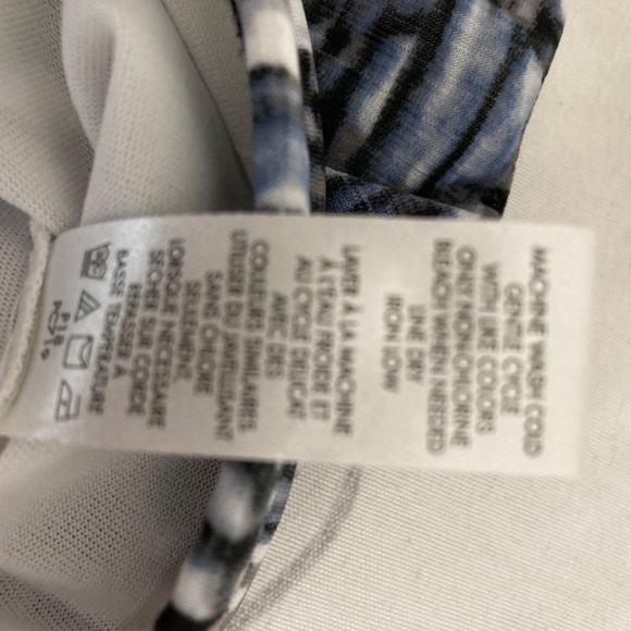 Calvin Klein Gray, Black & Blue Cap Sleeve Top - Picture 8 of 8